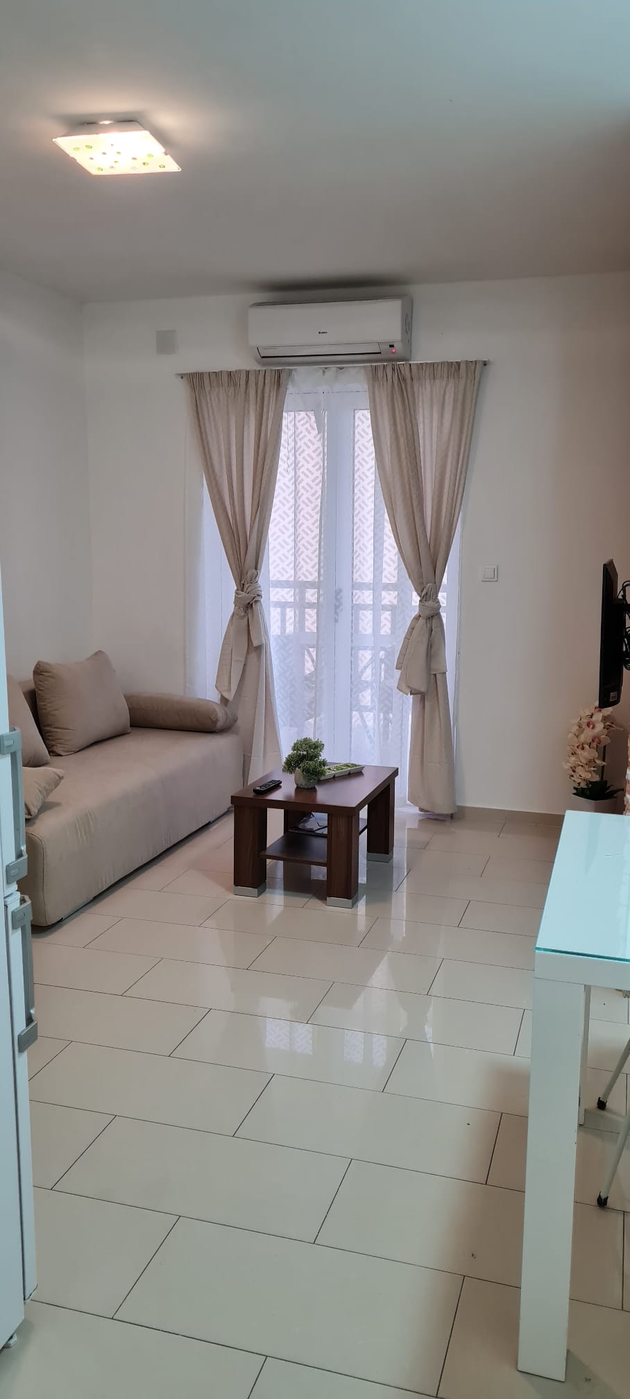 More photos of the apartment